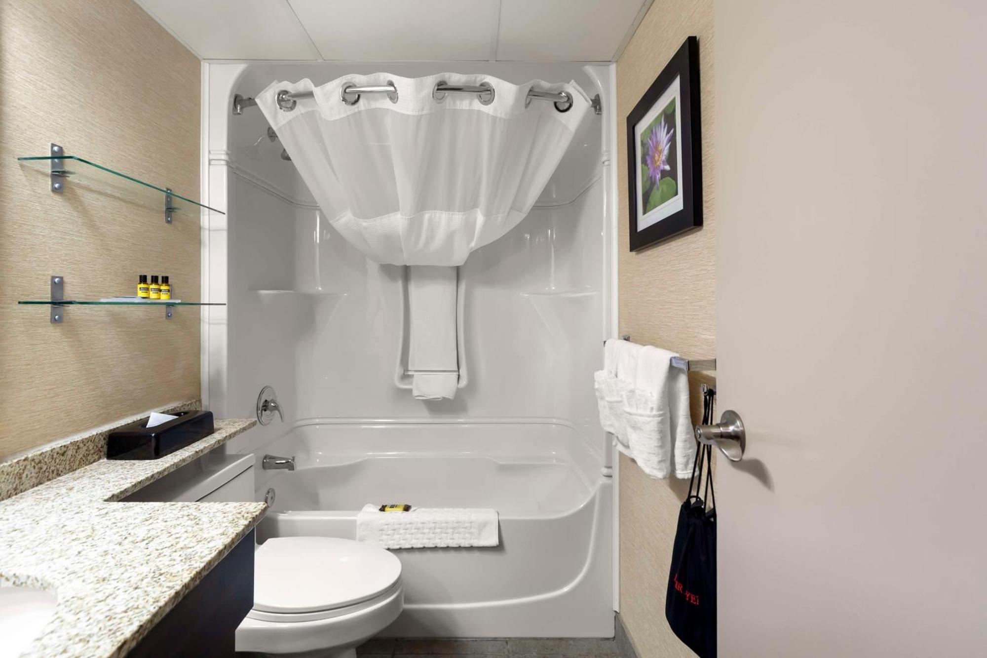 Best Western Plus City Centre Inn Едмонтон Екстер'єр фото