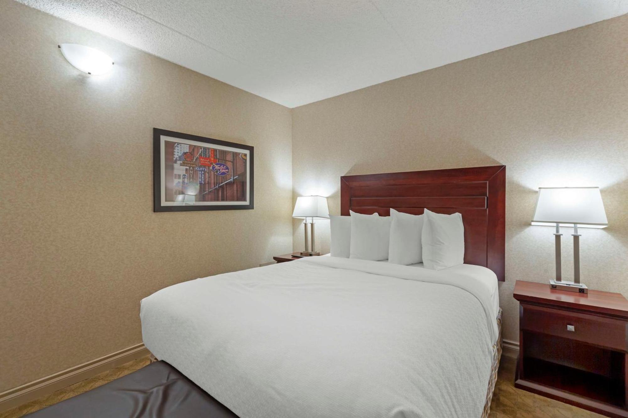 Best Western Plus City Centre Inn Едмонтон Екстер'єр фото