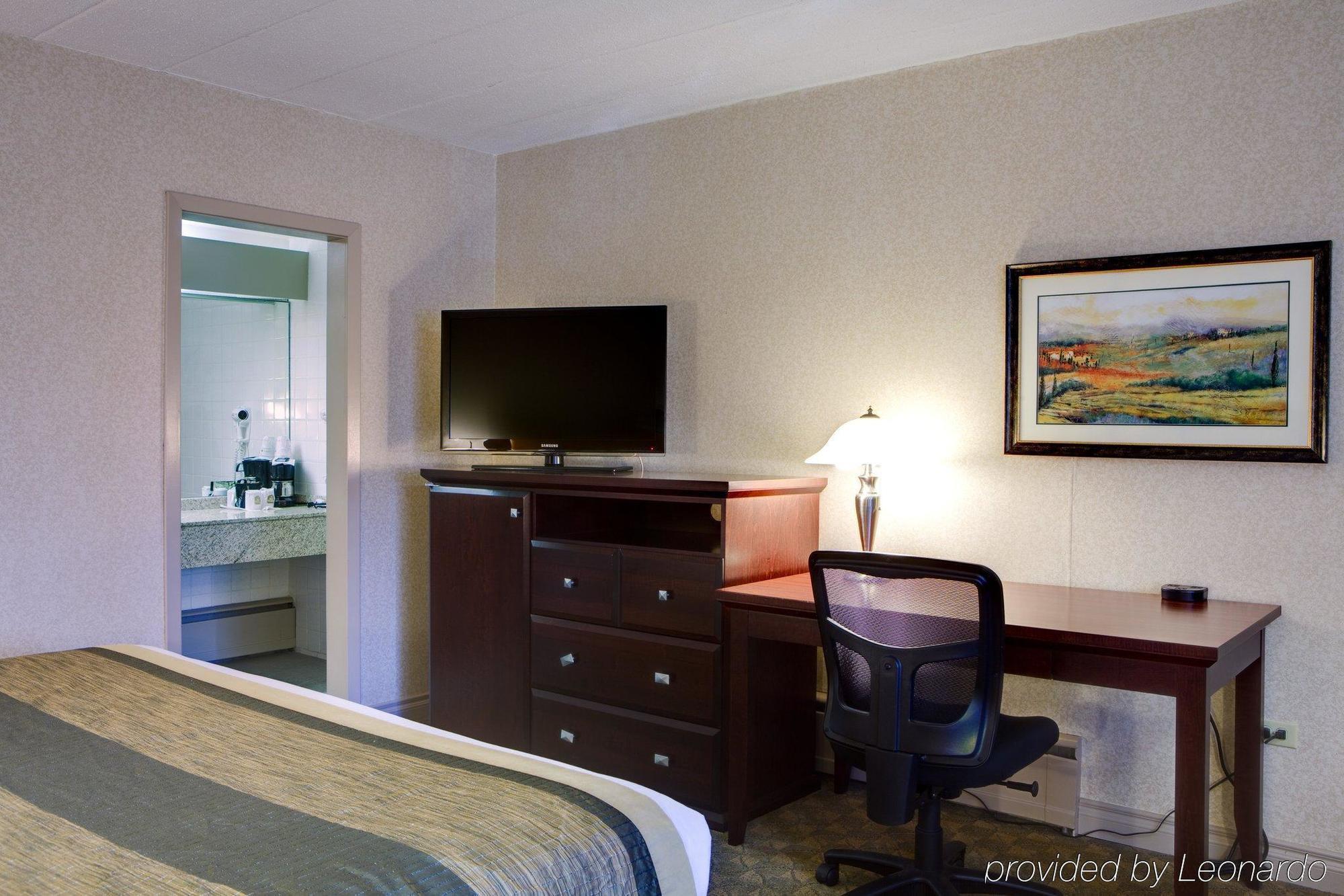Best Western Plus City Centre Inn Едмонтон Номер фото